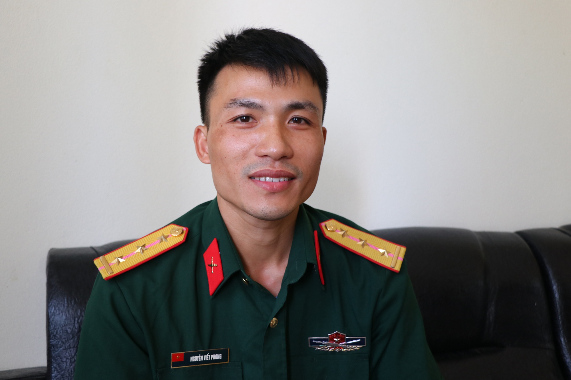 Tình nghĩa nơi thăm thẳm rừng già bên kia biên giới - 2 Tình nghĩa nơi thăm thẳm rừng già bên kia biên giới - 2