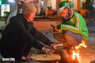 Cuối tuần miền Bắc chuyển rét, miền Trung mưa dông