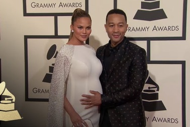 John Legend và Chrissy Teigen dự giải Grammy
