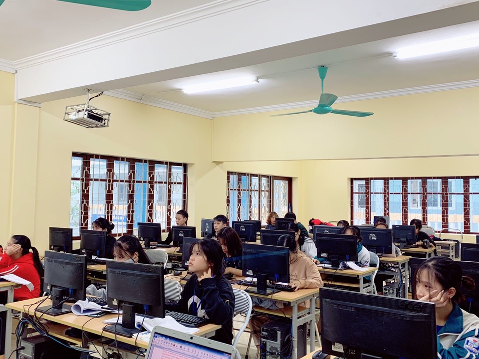 Người thầy đào tạo thợ nghề giỏi nhờ phương châm cần cù bù khả năng - 2 Người thầy đào tạo thợ nghề giỏi nhờ phương châm cần cù bù khả năng - 2