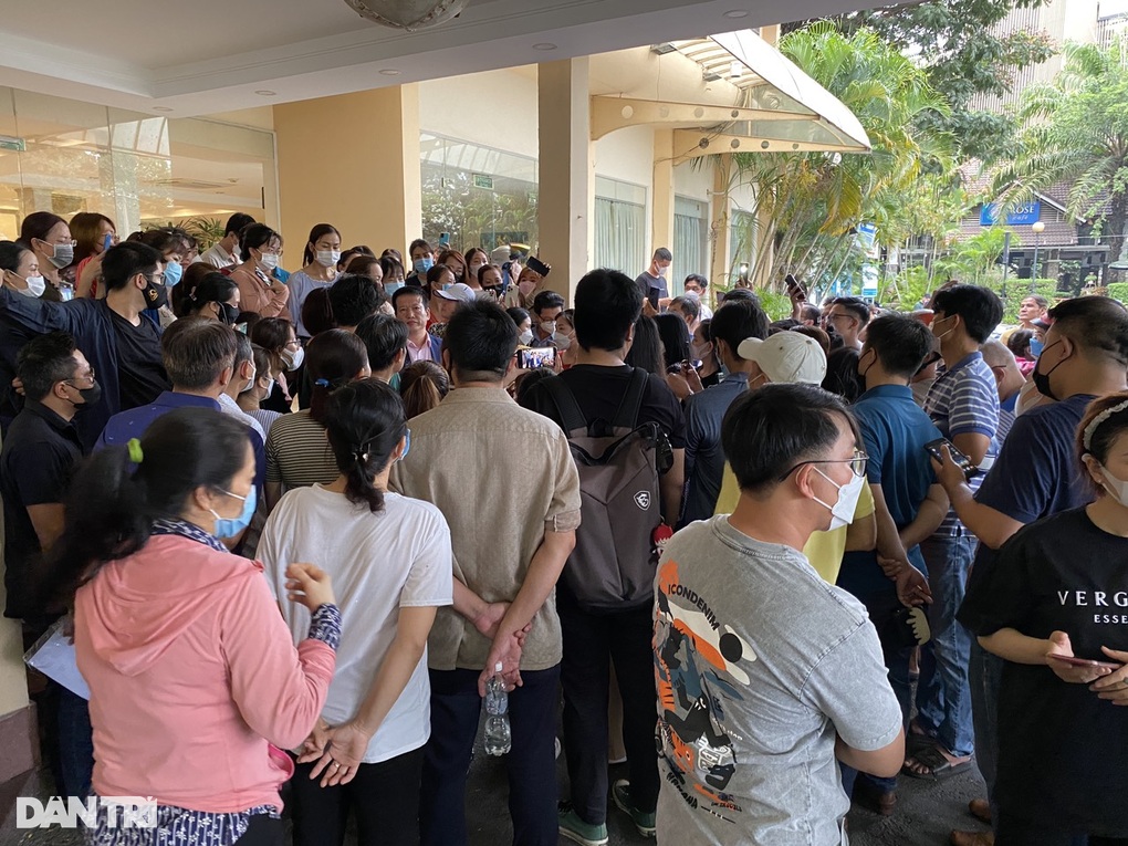 Phụ huynh chất vấn Shark Thủy: Tòa án lương tâm của các anh đâu? - 7 Phụ huynh chất vấn Shark Thủy: Tòa án lương tâm của các anh đâu? - 7