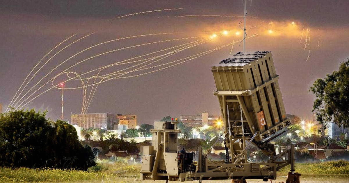 View - So sánh phòng không Israel và Ukraine trong bẻ gãy các đòn tấn công | Báo Dân trí