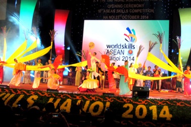 Rực rỡ đêm khai mạc Kỳ thi tay nghề Asean lần thứ 10  