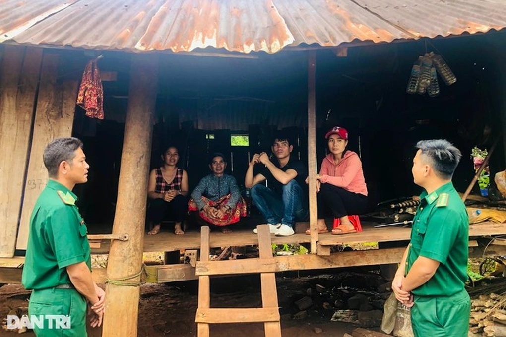 7 thanh niên may mắn thoát động quỷ ở Campuchia hiện ra sao? - 4 7 thanh niên may mắn thoát động quỷ ở Campuchia hiện ra sao? - 4