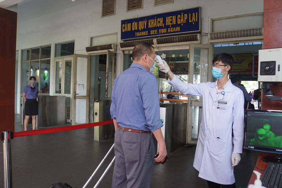 Lập chốt kiểm soát virus corona tại ga Sài Gòn - 2 Lập chốt kiểm soát virus corona tại ga Sài Gòn - 2