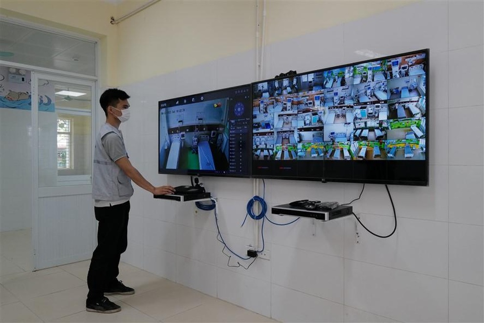 Nghĩ về tình người trong cơn bão Covid-19 - 2 Nghĩ về tình người trong cơn bão Covid-19 - 2