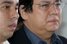 Phu quân của Tổng thống Arroyo trở về Philippines