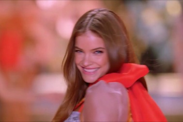 Barbara trình diễn cuốn hút