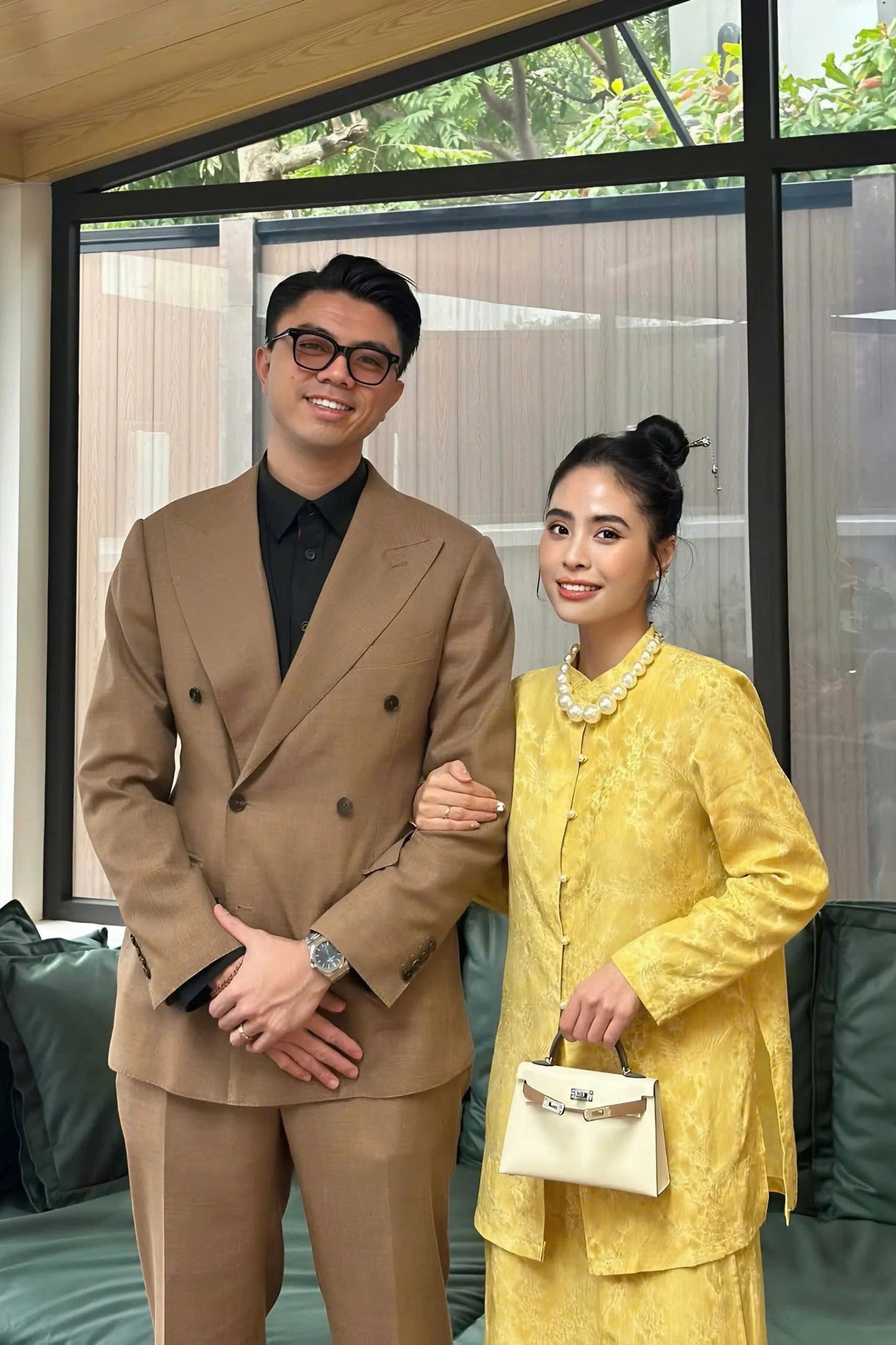 Ca nương Kiều Anh sở hữu túi hiệu tiền tỷ, có chồng đồng hành mọi nơi - 5 Ca nương Kiều Anh sở hữu túi hiệu tiền tỷ, có chồng đồng hành mọi nơi - 5