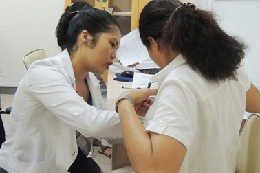 1.000 phụ nữ Huế được khám ung thư vú miễn phí