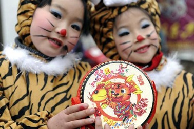 Bạn trẻ Trung Quốc né kết hôn năm Canh Dần 