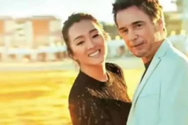 Củng Lợi hạnh phúc viên mãn bên “ông xã” người Pháp