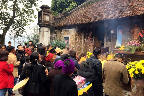 Hà Tĩnh công bố đường dây nóng, dừng các lễ hội để phòng virus Corona