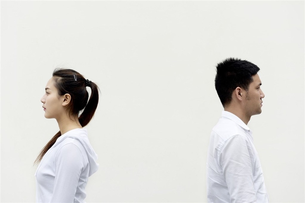 Ê chề cán bộ mất ghế vì tội tòm tem: Thú vui chốc lát, ân hận cả đời - 2 Ê chề cán bộ mất ghế vì tội tòm tem: Thú vui chốc lát, ân hận cả đời - 2