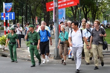 TPHCM "tuyên chiến" với nạn cướp giật, chặt chém du khách