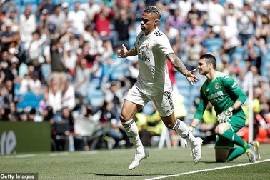 Đánh bại Villarreal, Real Madrid nuôi hy vọng giành ngôi Á quân La Liga