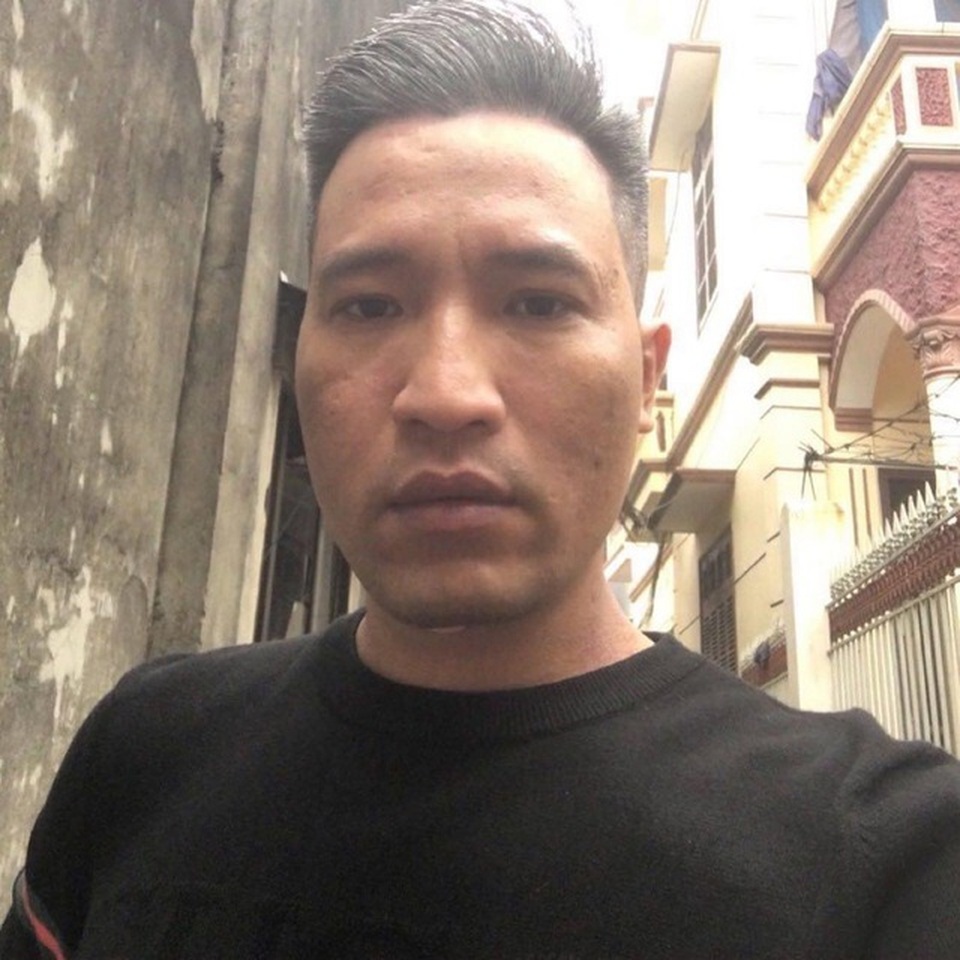 Hà Nội: Truy tố đối tượng bỏ trốn khỏi tòa khi bị đưa ra xét xử - 1 Hà Nội: Truy tố đối tượng bỏ trốn khỏi tòa khi bị đưa ra xét xử - 1