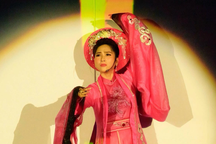 NSƯT Như Huỳnh xúc động khi trở lại Ninh Bình