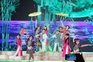 Sôi động Lễ hội carnival thiếu nhi quốc tế chưa từng có ở Nha Trang