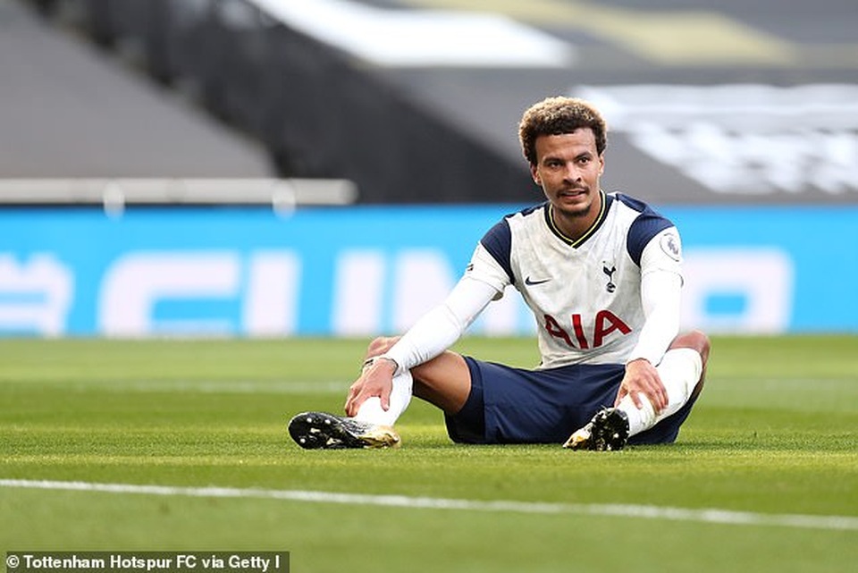 Mâu thuẫn với HLV Mourinho, công thần Tottenham bị “trảm” - 1 Mâu thuẫn với HLV Mourinho, công thần Tottenham bị “trảm” - 1