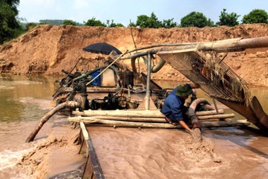 Bắc Giang: Hành vi trục lợi tài nguyên cát trên dòng sông Lục Nam bị chặn đứng!