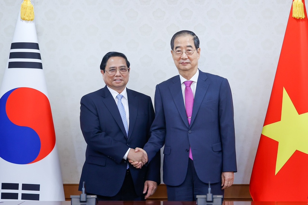 Thủ tướng đề nghị Hàn Quốc xem xét miễn thị thực cho công dân Việt Nam - 1 Thủ tướng đề nghị Hàn Quốc xem xét miễn thị thực cho công dân Việt Nam - 1