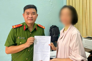 Người phụ nữ nhận lại hơn 53 triệu đồng sau gần 5 tháng chuyển nhầm