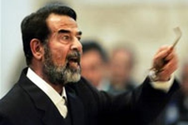 Saddam Husein từng định tấn công cảm tử xe tăng Mỹ