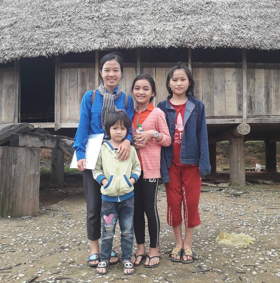 Nghị lực của nữ sinh vượt khó để nuôi ước mơ trở thành luật sư giỏi - 2 Nghị lực của nữ sinh vượt khó để nuôi ước mơ trở thành luật sư giỏi - 2