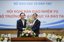 Bàn giao nhiệm vụ Bộ trưởng Bộ Giáo dục và Đào tạo