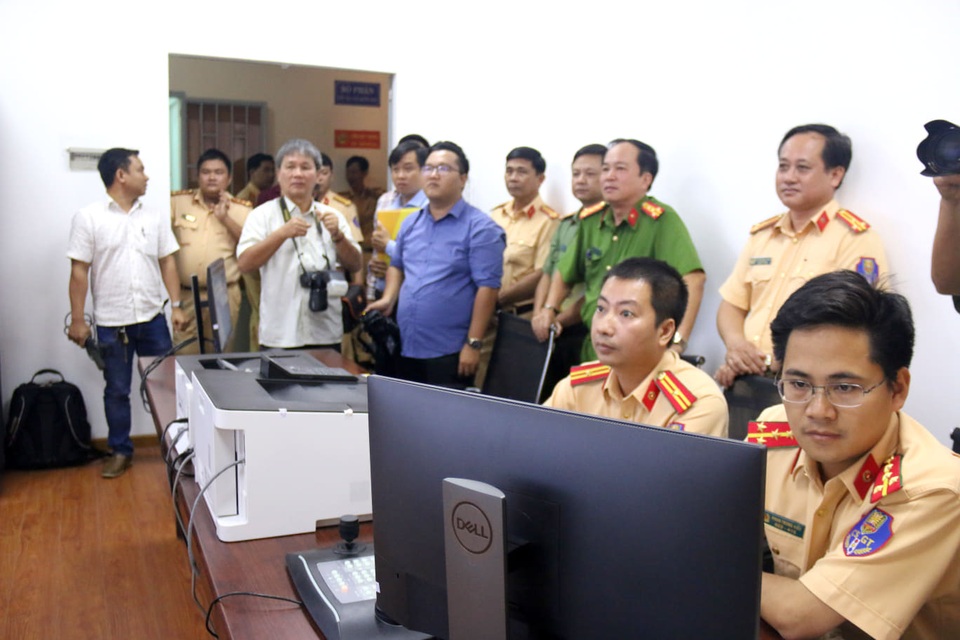 Bình Thuận: Đưa vào hoạt động hệ thống camera giám sát trên quốc lộ 1A - 2 Bình Thuận: Đưa vào hoạt động hệ thống camera giám sát trên quốc lộ 1A - 2