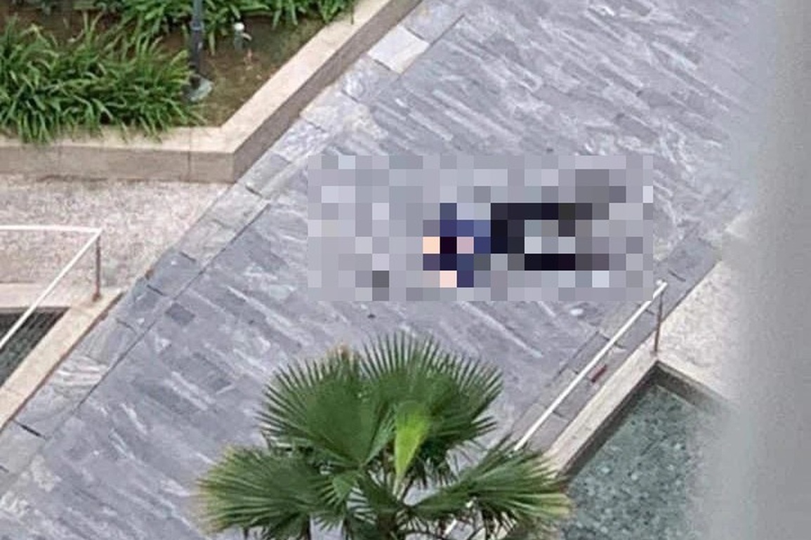 Bé trai 7 tuổi rơi từ tầng 31 chung cư ở Hà Nội xuống đất tử vong - 2 Bé trai 7 tuổi rơi từ tầng 31 chung cư ở Hà Nội xuống đất tử vong - 2