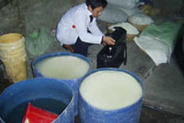 Nhan nhản bánh phở có formol