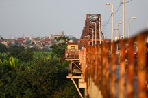 Thành phố ven sông Hồng ở Hà Nội: 20 năm vẫn dang dở, vì sao?