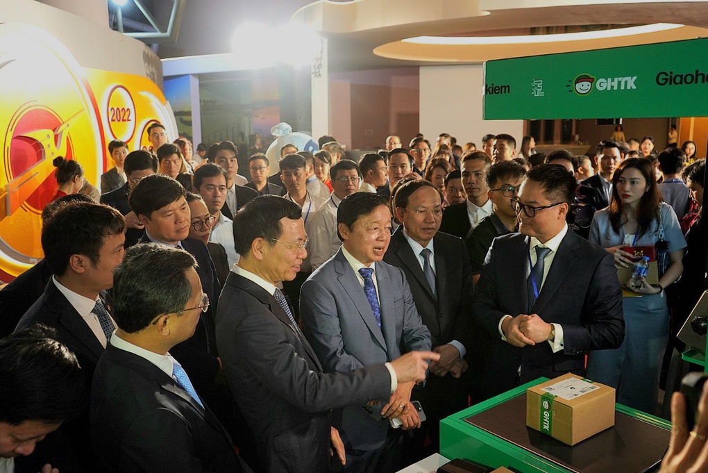GHTK đạt giải vàng sản phẩm công nghệ số xuất sắc Make in Vietnam 2023 - 1 GHTK đạt giải vàng sản phẩm công nghệ số xuất sắc Make in Vietnam 2023 - 1