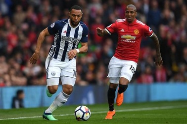 Man Utd 0-1 West Brom: "Quỷ đỏ" giúp Man City vô địch sớm