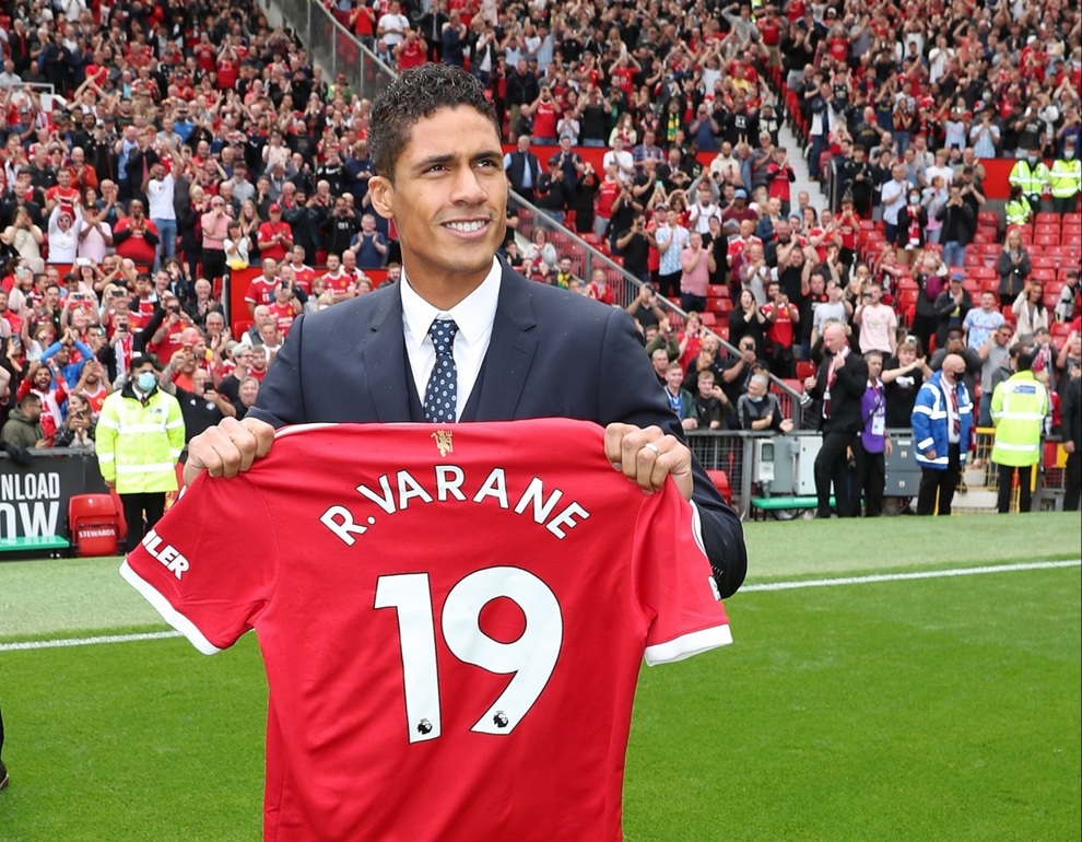Bom tấn Varane nói gì về quyết định gia nhập Man Utd? - 1 Bom tấn Varane nói gì về quyết định gia nhập Man Utd? - 1