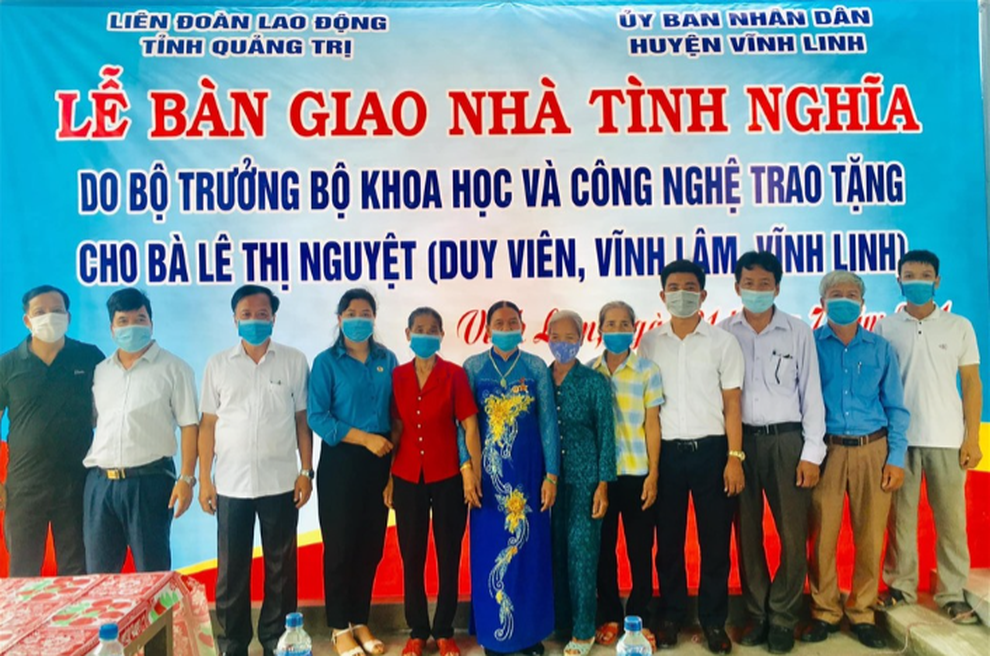 Bộ Khoa học và Công nghệ trao nhà tình nghĩa tại tỉnh Quảng Bình, Quảng Trị - 3 Bộ Khoa học và Công nghệ trao nhà tình nghĩa tại tỉnh Quảng Bình, Quảng Trị - 3