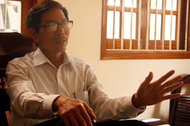 Thầy giáo trường chuyên định... mổ bụng quyên sinh vì bị trù dập