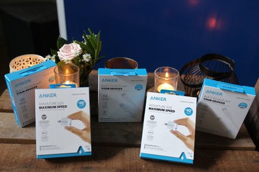 Củ sạc 20W nhỏ gọn nhất cho iPhone 12 - Anker PowerPort III Nano 20W