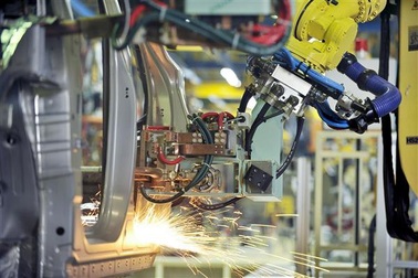 Thuế nhập khẩu nhiều loại linh kiện ô tô về 0%