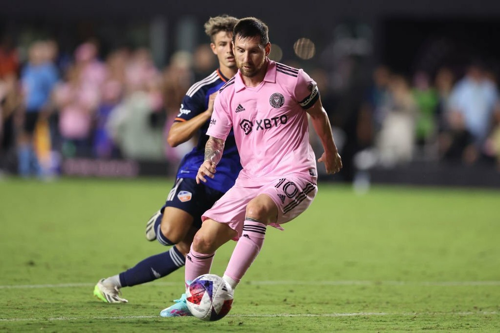 HLV Inter Miami phủ nhận Messi trở lại Barcelona - 1 HLV Inter Miami phủ nhận Messi trở lại Barcelona - 1