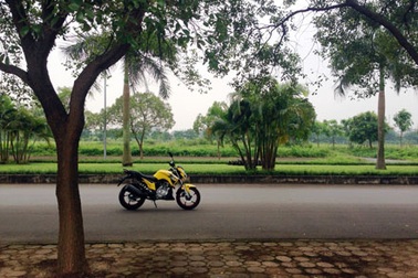 Visitor Helios 175: Nỗi niềm xe máy nội