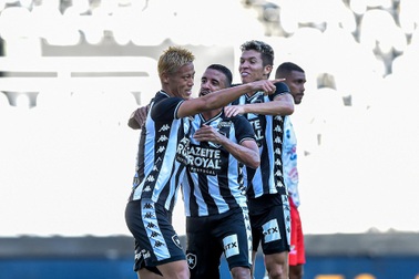 Ghi bàn ở Brazil, HLV tuyển Campuchia đi vào lịch sử bóng đá thế giới