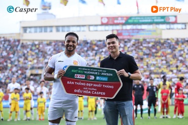 VPF và Casper Việt Nam trao giải thưởng tháng 5 V.League
