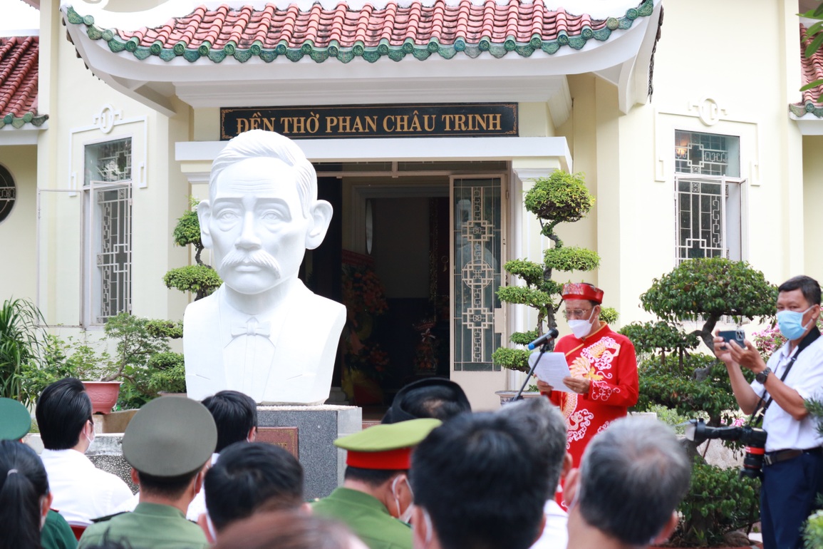 Kỷ niệm 96 năm ngày mất của nhà yêu nước Phan Châu Trinh - 1 Kỷ niệm 96 năm ngày mất của nhà yêu nước Phan Châu Trinh - 1
