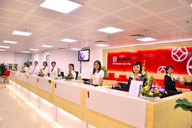 SeABank: Cạnh tranh bằng “nụ cười”