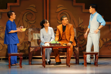 Nghệ sĩ Minh Nhí ủng hộ đạo diễn Ngọc Duyên làm mới vở kịch