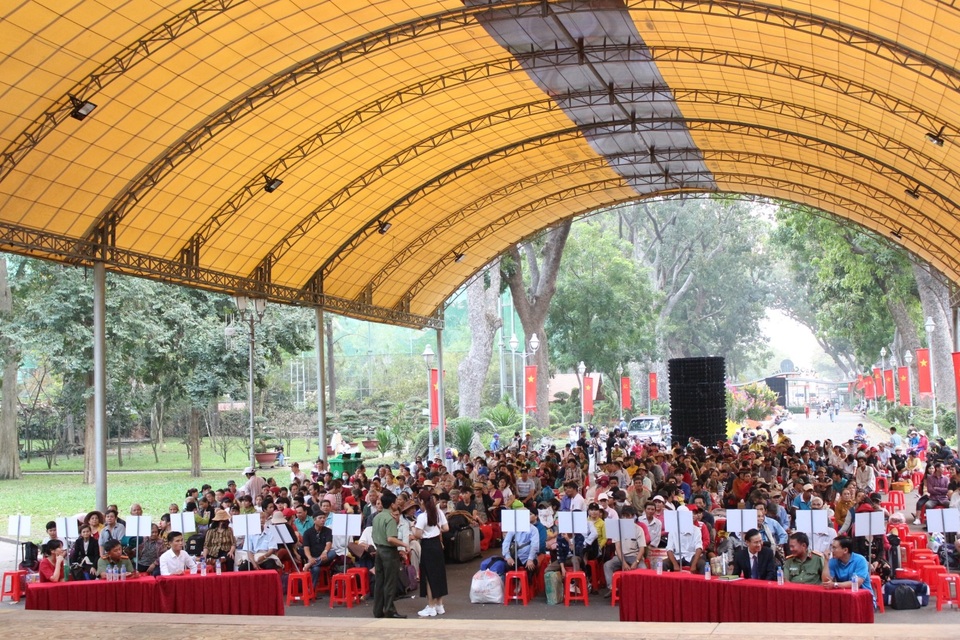 FE CREDIT hoàn thành ước nguyện “Tết đoàn viên” cho người lao động xa quê - 2