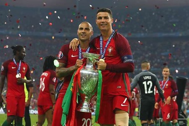 Hà Nội FC từ chối trước đề nghị mua ngôi sao vô địch Euro 2016